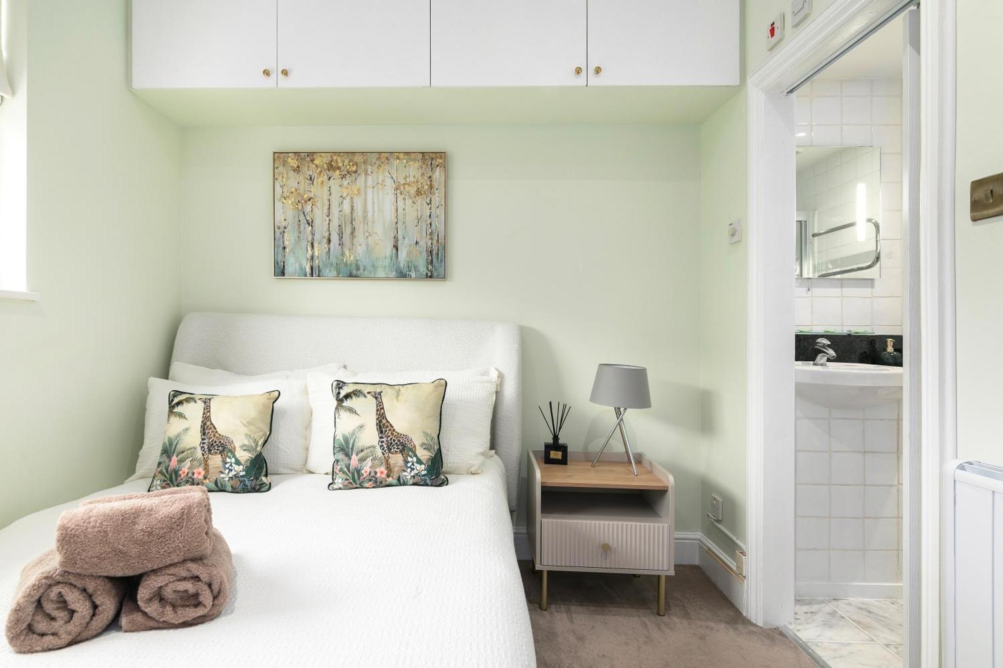 Cosy Flat 5 Min From Holland Park Station! London Apartment Exterior foto