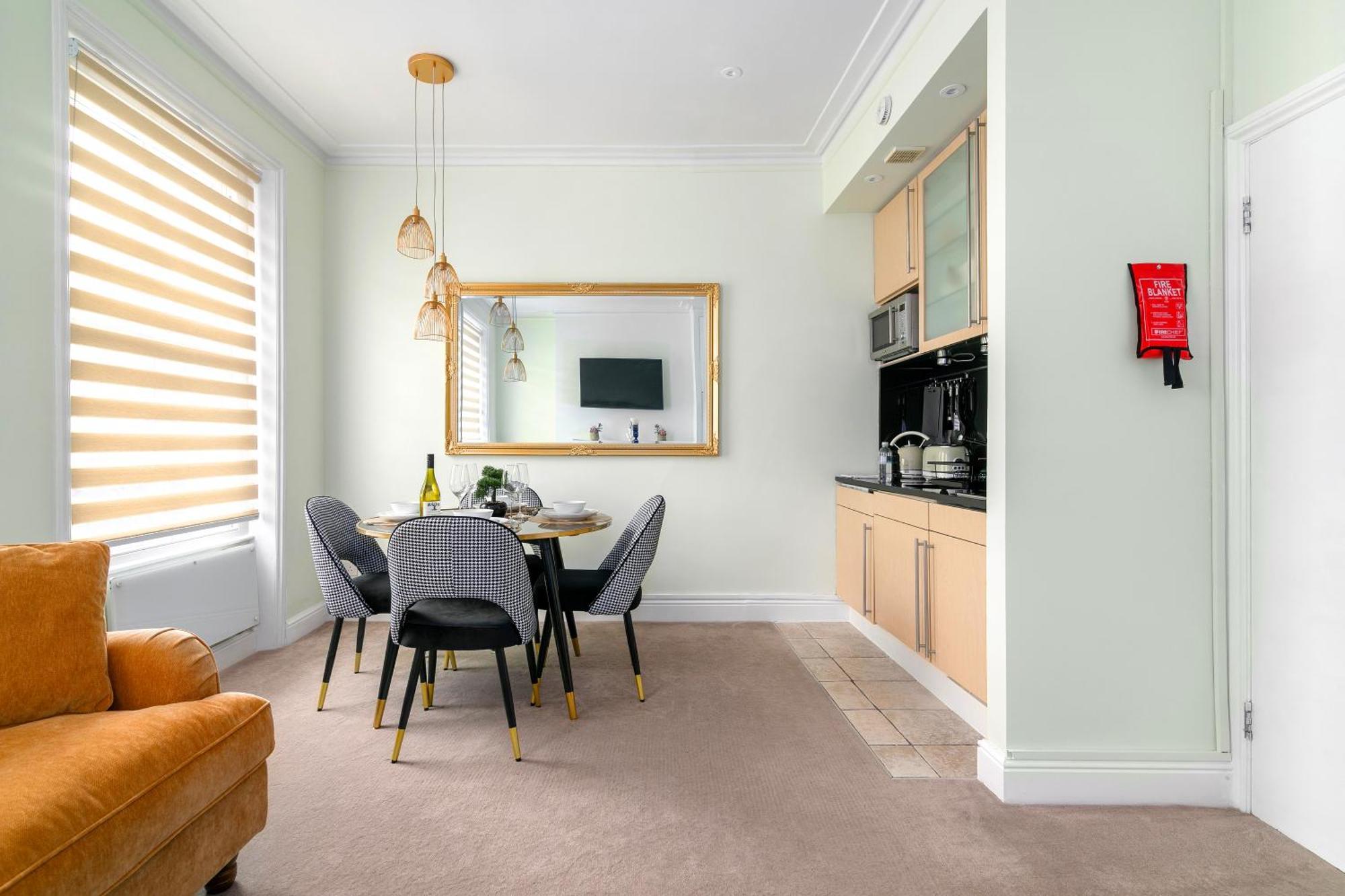 Cosy Flat 5 Min From Holland Park Station! London Apartment Exterior foto